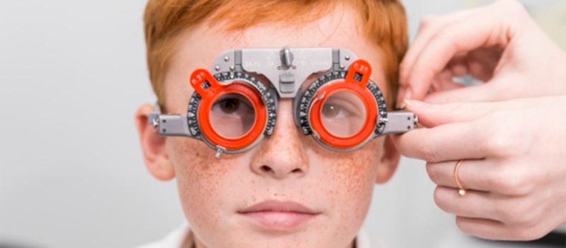 دکتر نزدیک بینی چشم